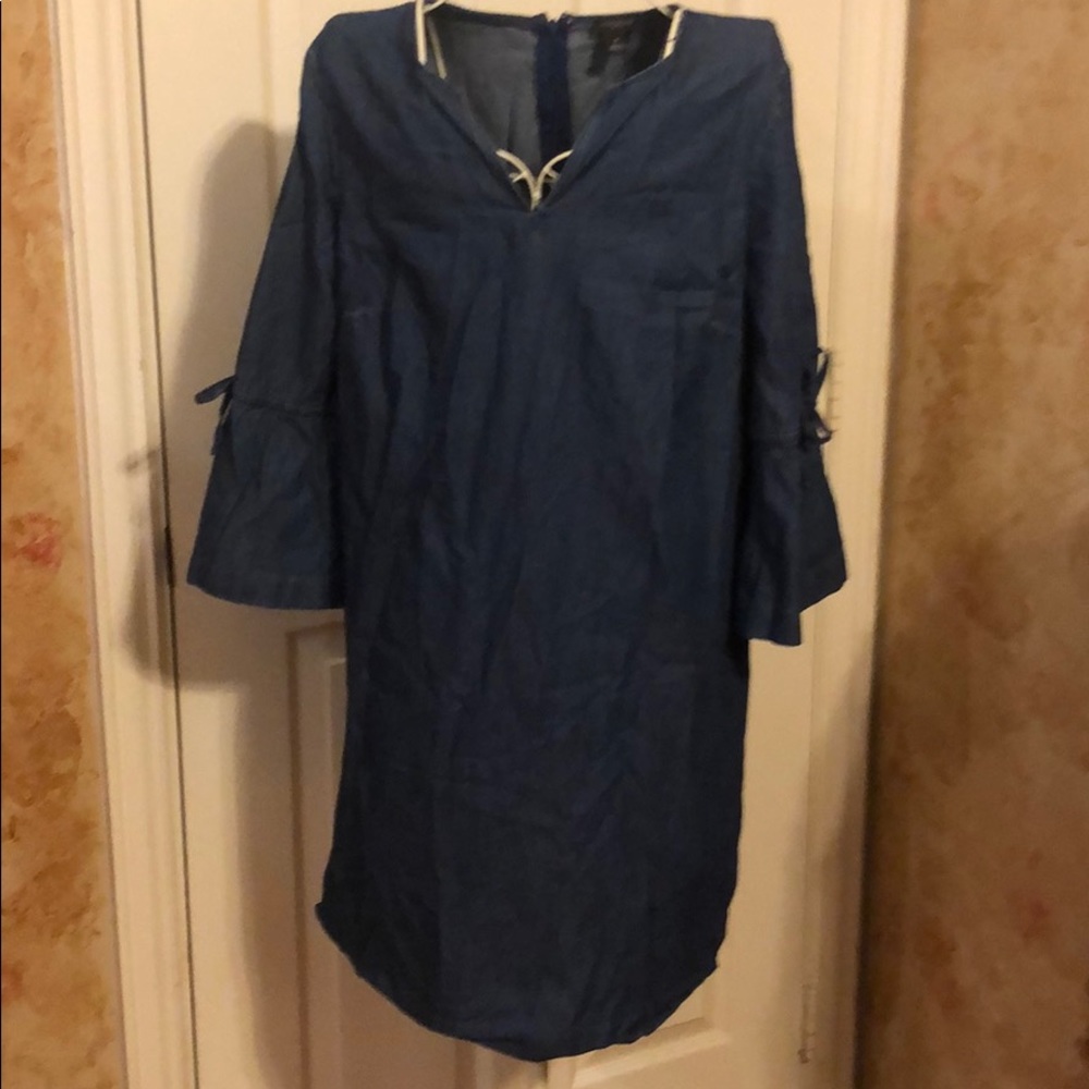 Women’s Ann Taylor denim dress with flared sleeves